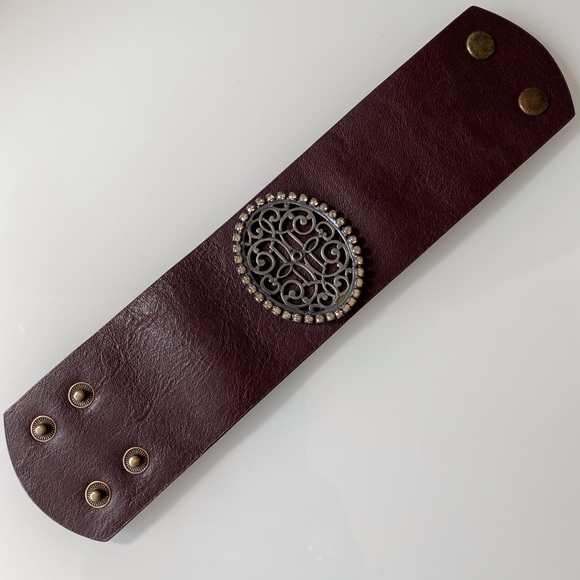 NWOT | Liz Paiacios SF | Brown Leather Bracelet